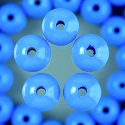 Houten kralen - licht blauw 4 mm